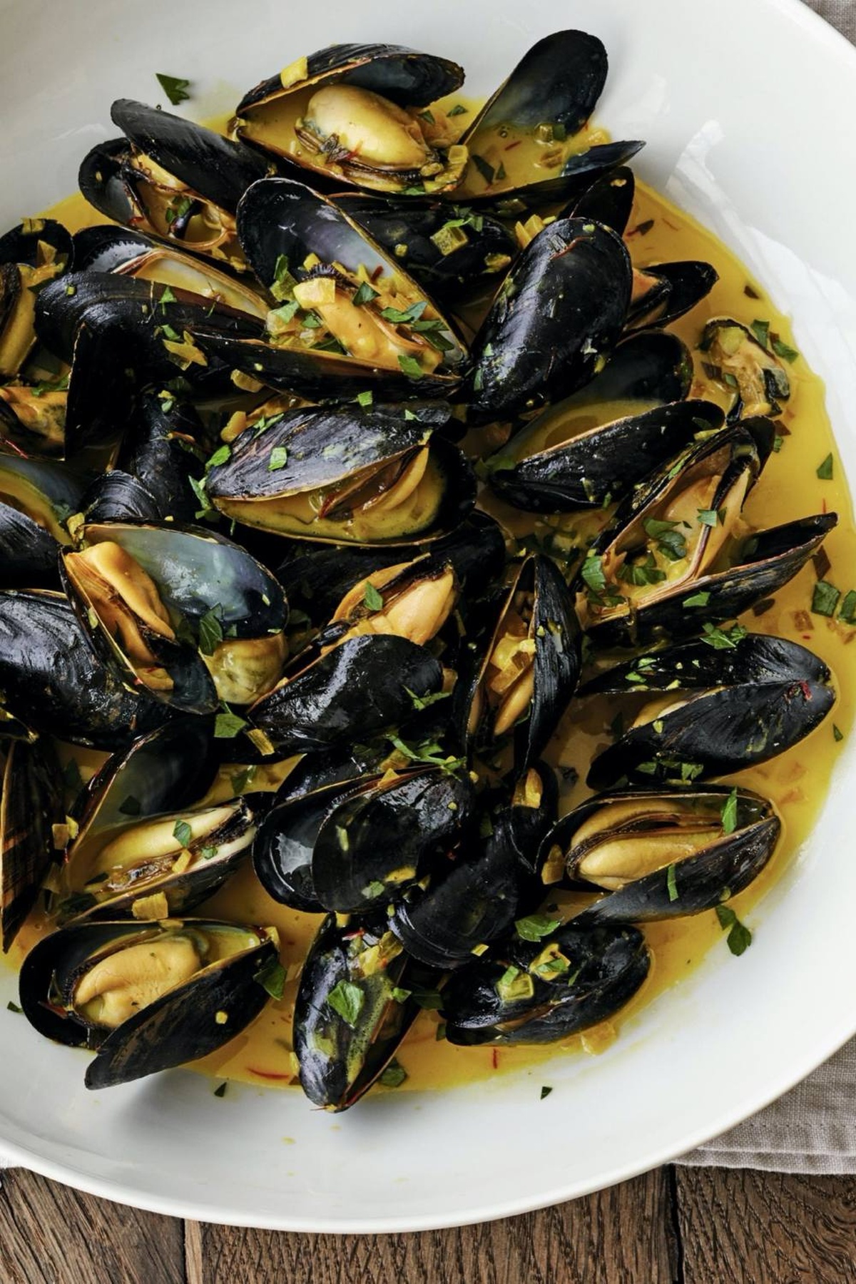 Ina Garten Mussels With Saffron Cream Recipe