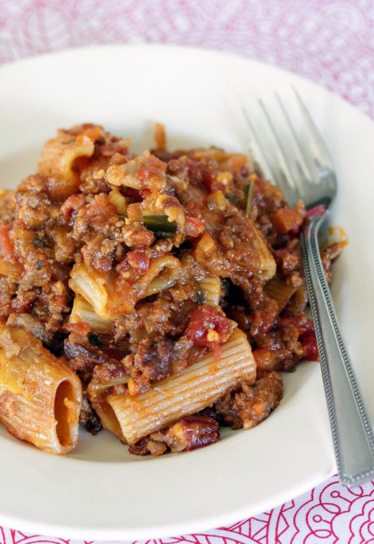 Creamy Bacon Cheeseburger Rigatoni Recipe
