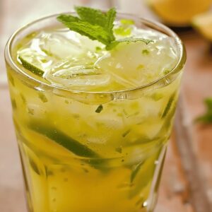 Refreshing Honey Ginger Limeade Recipe
