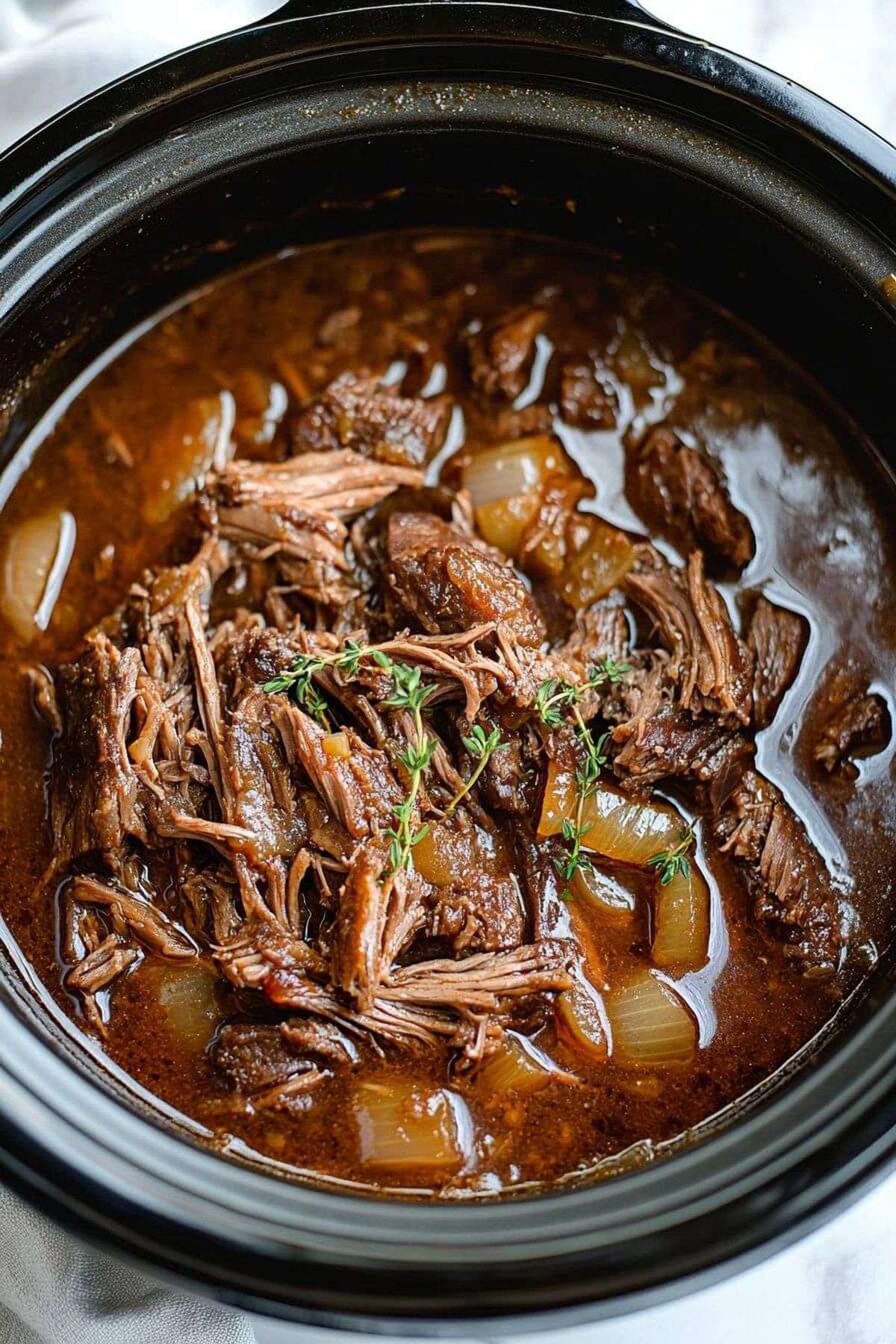 Hearty Slow Cooker Amish Pot Roast Recipe