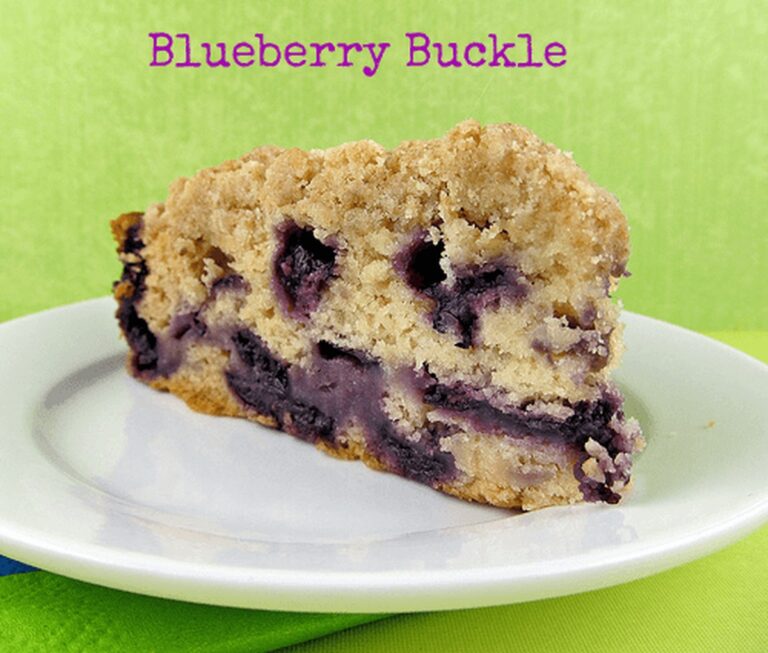Irresistible Blueberry Buckle Coffee Cake Recipe