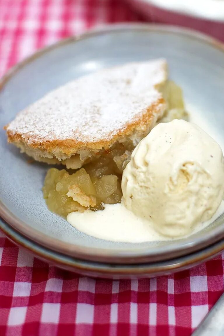 Jamie Oliver Eves Pudding (Apple Sponge Pudding) Recipe
