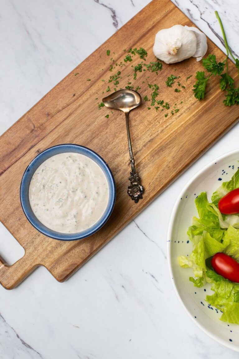 Tangy Buttermilk Blue Cheese Dressing Recipe