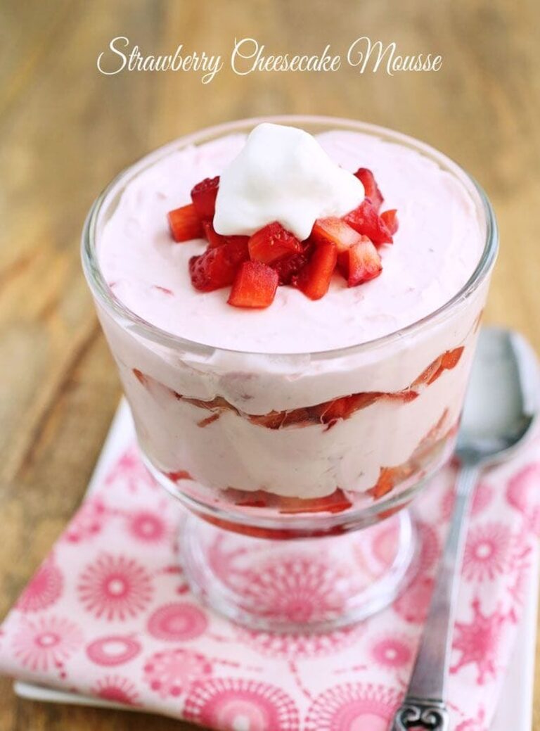Creamy Strawberry Cheesecake Mousse Recipe