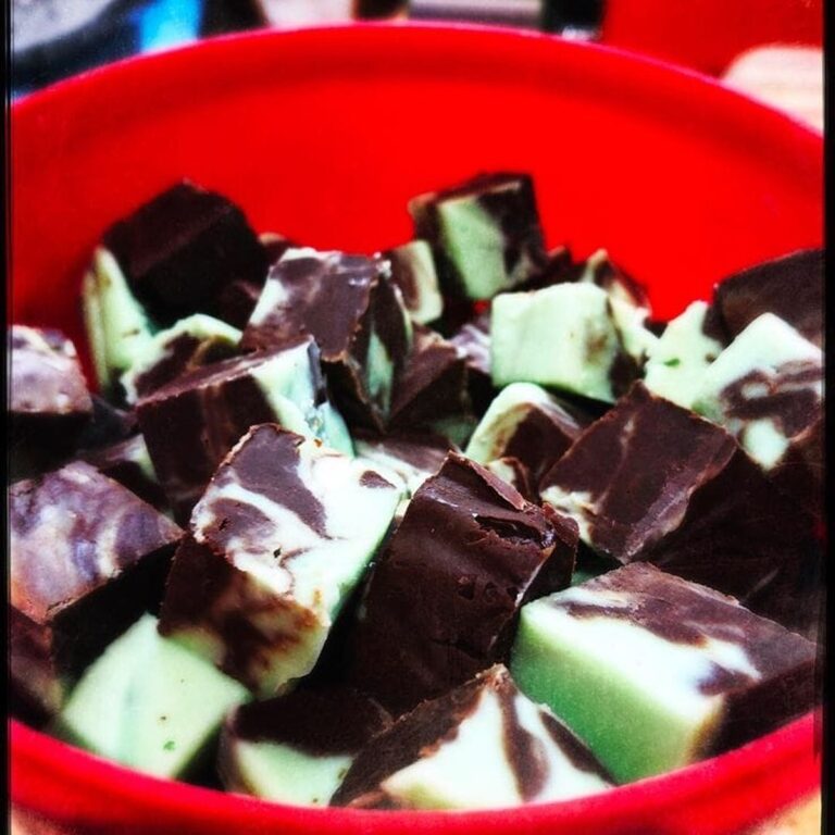 Decadent Mint Chocolate Fudge Recipe