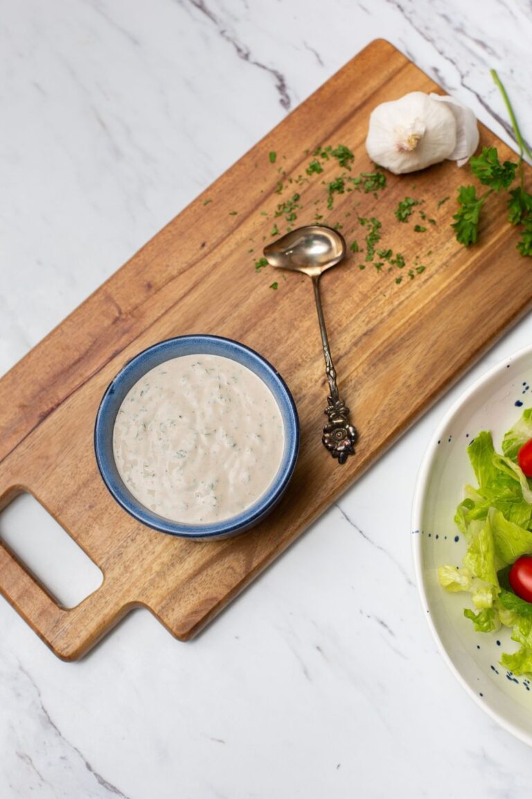Creamy Buttermilk Salad Dressing Recipe