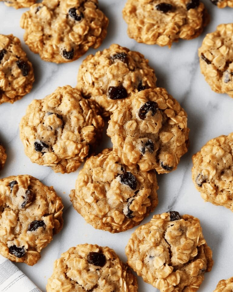 Irresistible Oatmeal Raisin Cookies Recipe