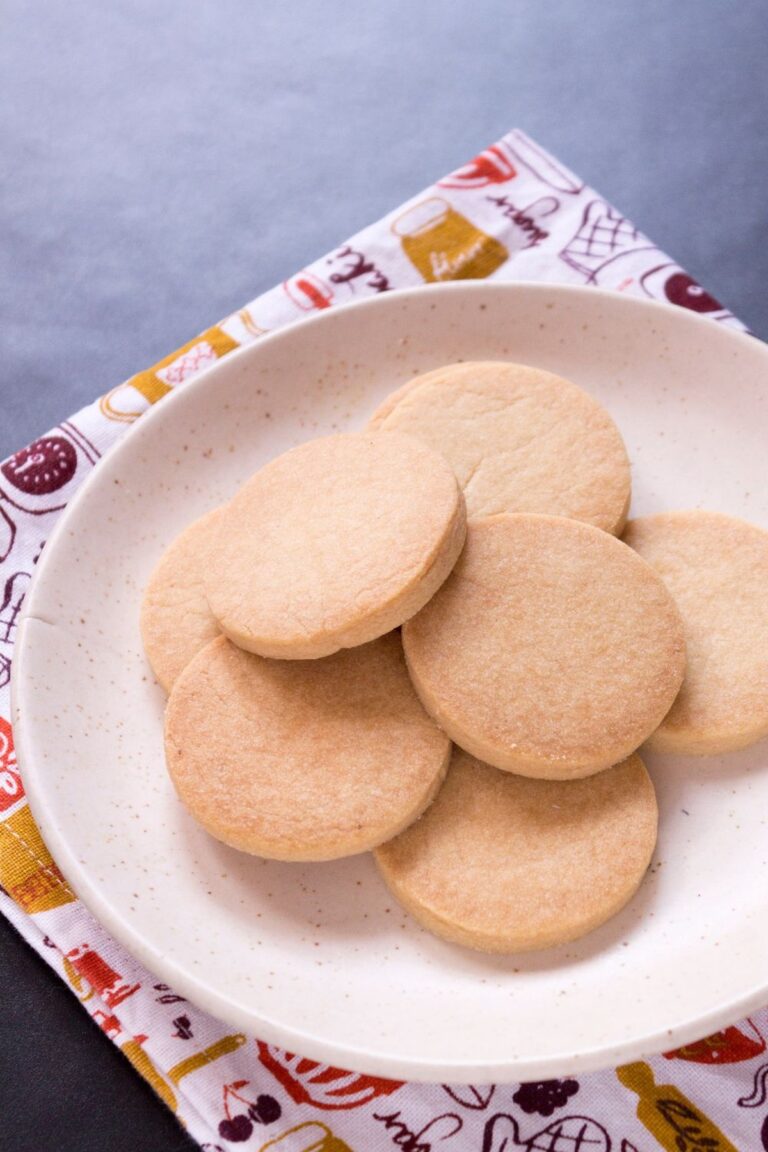 Buttery Ginger Shortbread Recipe