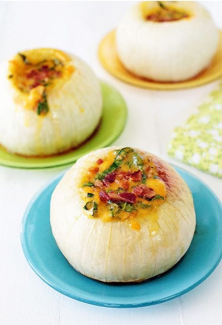 Creamy Cheddar & Bacon Stuffed Onions Recipe