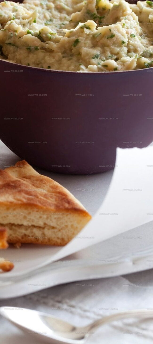 Why Ina Garten’s White Bean Dip Is a Party Favorite