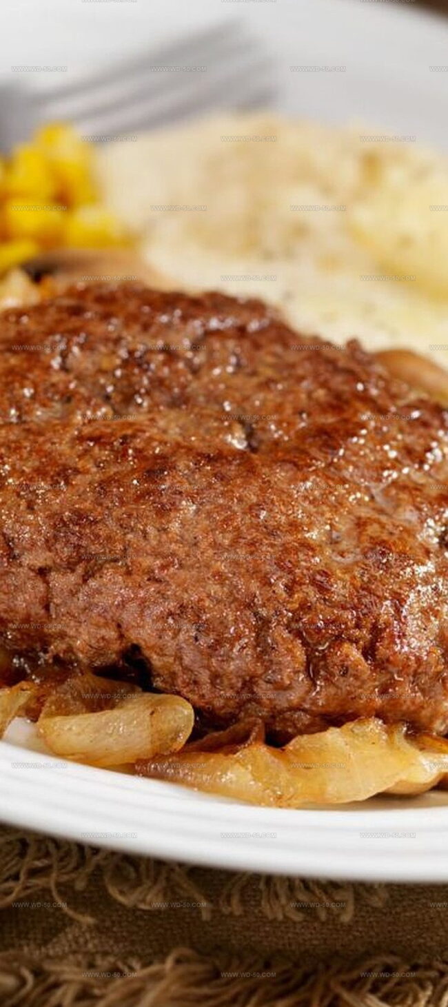 Why Paula Deen’s Salisbury Steak Is a Comfort Favorite