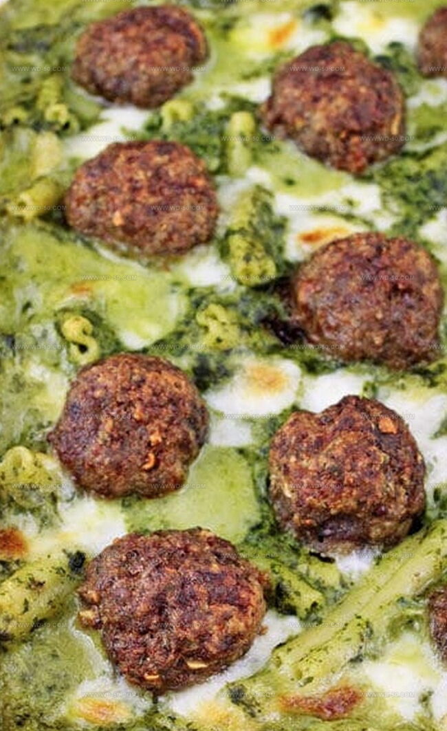 How to Cook Meatballs with Parmesan Spinach Pasta