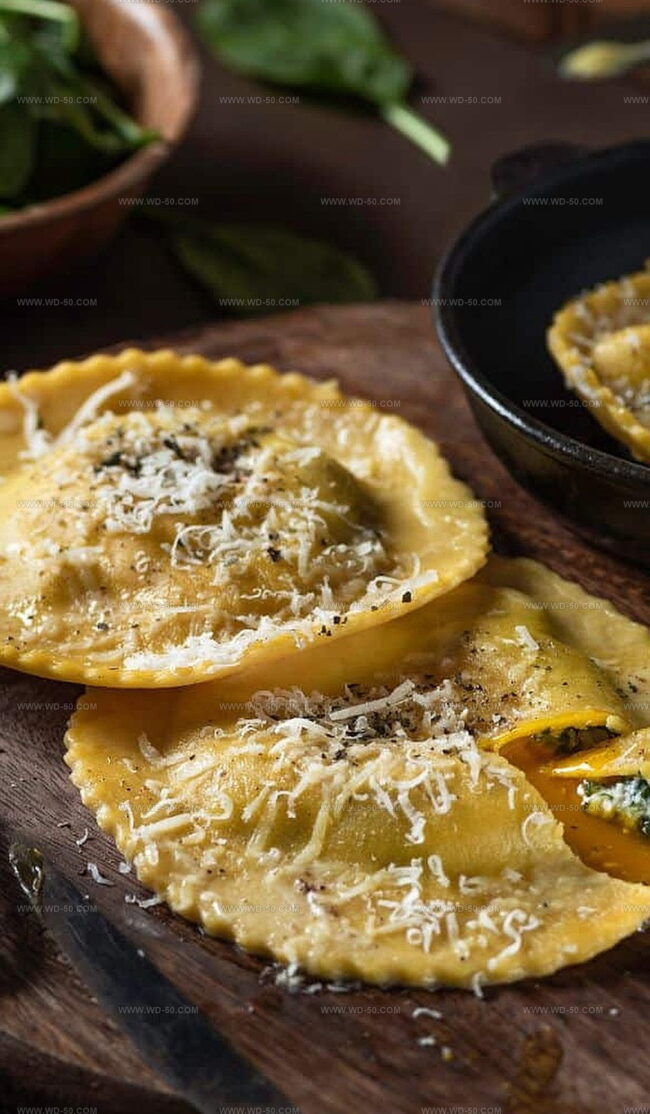 Gourmet Variations of Egg Yolk Pasta Pockets