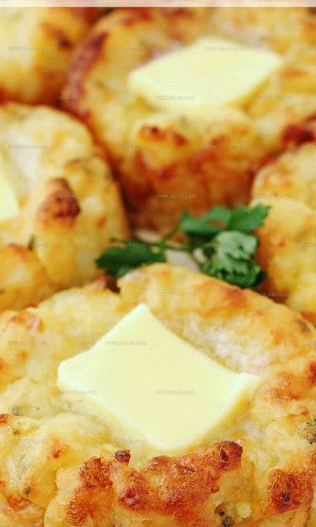 How to Make Chive & Cheddar Duchess Potatoes