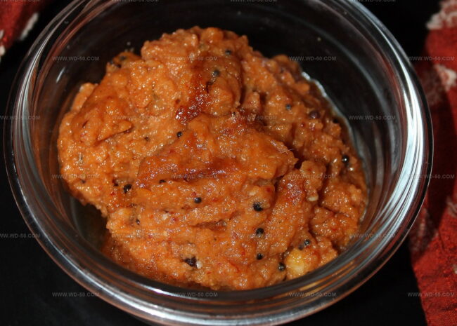 Garlic Chutney (Lahsun Ki Chutney)