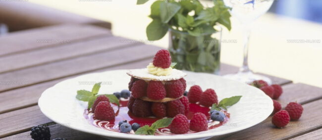 Danish Cream Cakes (Fldekager)